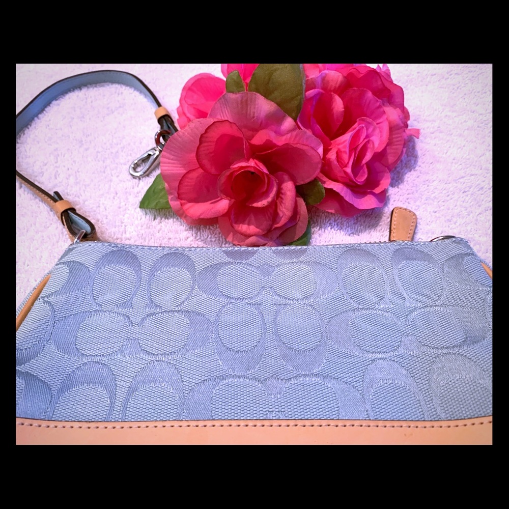 Vintage Authentic Coach Handbag Wristlet/Shoulder
